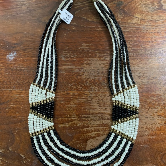 Four necklaces from 10,000 Villages - Picture 2 of 16